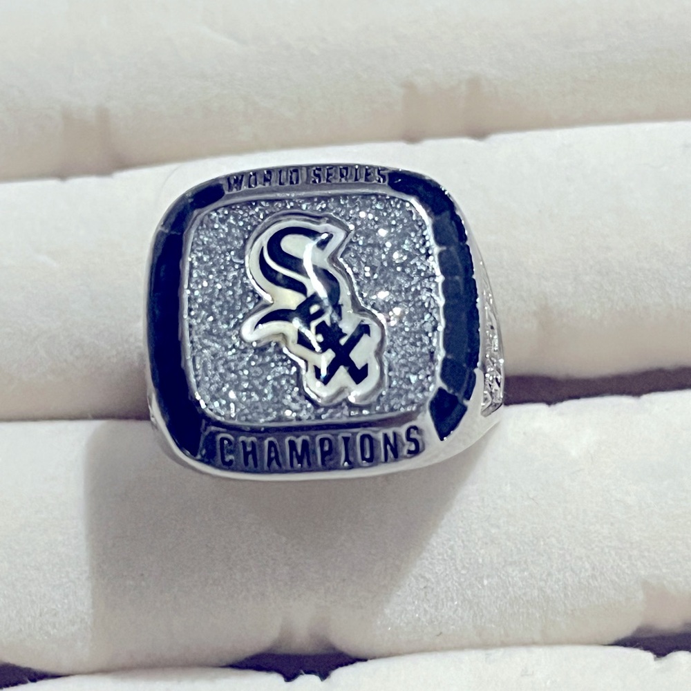 Chicago White Sox World Series championship ring MLB